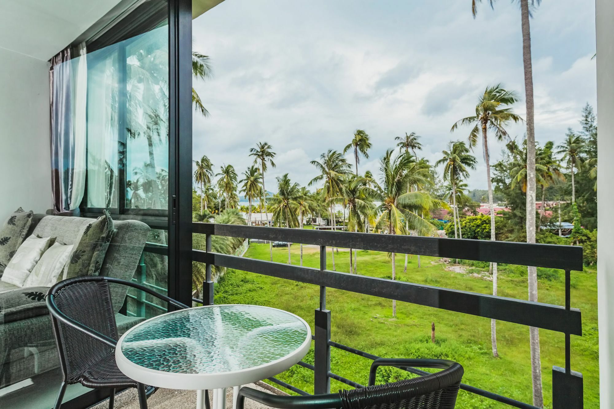 Condo In Bangtao In Kris Condo 402 Phuket Exterior foto